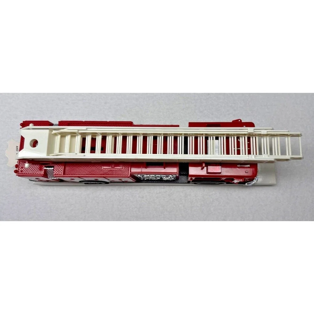 Hess 1986 Toy Fire Truck Bank Vintage Collectible Lights Sounds w/ Box